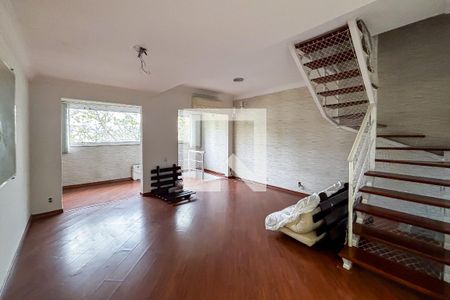 Casa de Condomínio à venda com 3 quartos, 170m² em Jardim das Esmeraldas, São Paulo