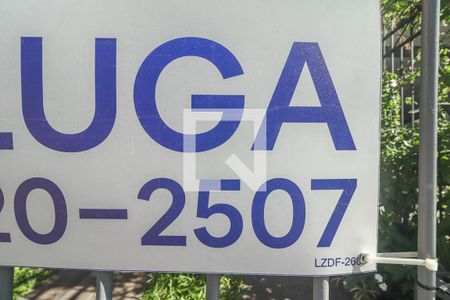 Fachada de apartamento à venda com 0 quarto, 25m² em Floresta, Porto Alegre