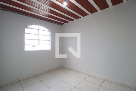 Quarto 1 de casa para alugar com 3 quartos, 150m² em Presidente Roosevelt, Uberlândia