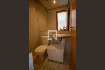 Banheiro da Suíte 1 de apartamento para alugar com 3 quartos, 80m² em Águas Claras, Brasília