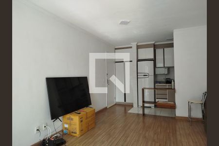 Sala de apartamento à venda com 3 quartos, 67m² em Guaiauna, São Paulo