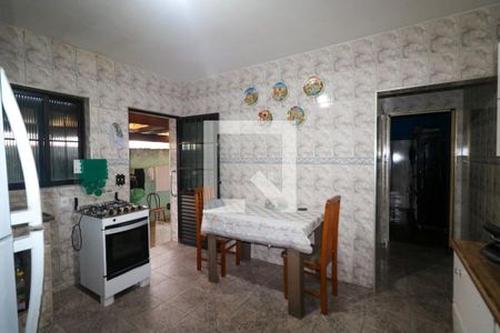 Cozinha de casa à venda com 4 quartos, 170m² em Vila Nogueira, Diadema