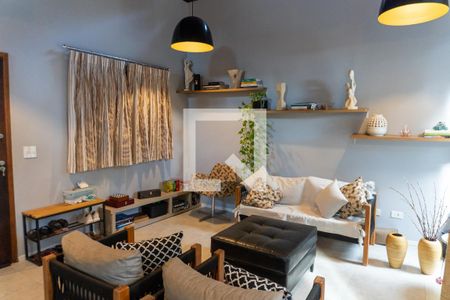 Sala de casa de condomínio para alugar com 3 quartos, 140m² em Pousada dos Bandeirantes, Carapicuíba