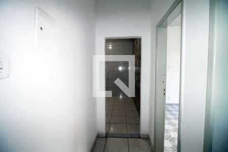 Sala - Corredor de apartamento para alugar com 2 quartos, 70m² em Vista Alegre, Rio de Janeiro