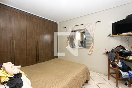 Casa 1 - Quarto 1 de casa à venda com 8 quartos, 270m² em Vila Nova Savoia, São Paulo