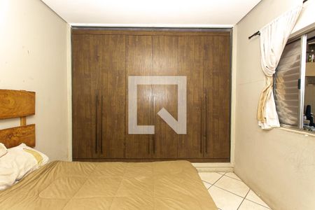 Casa 1 - Quarto 1 de casa à venda com 8 quartos, 270m² em Vila Nova Savoia, São Paulo