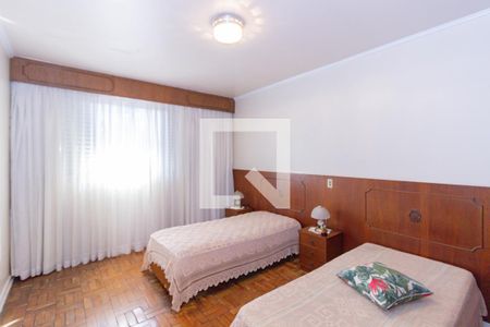 Quarto 1 de casa à venda com 4 quartos, 550m² em Vila Sao Vicente, São Paulo