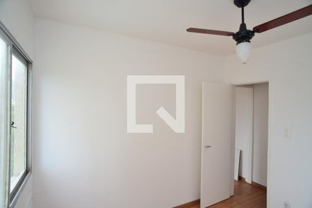 Quarto de apartamento à venda com 2 quartos, 62m² em Itanhangá, Rio de Janeiro