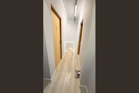 Corredor de casa para alugar com 3 quartos, 120m² em Quitaúna, Osasco