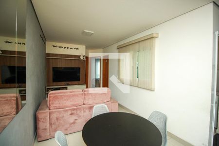 Sala de apartamento para alugar com 2 quartos, 42m² em Vila Helena, Santo André