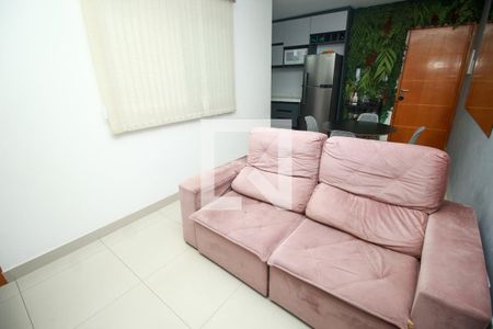 Sala de apartamento para alugar com 2 quartos, 42m² em Vila Helena, Santo André
