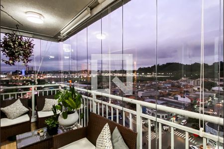 Apartamento à venda com 2 quartos, 53m² em Jardim Santa Teresinha, São Paulo