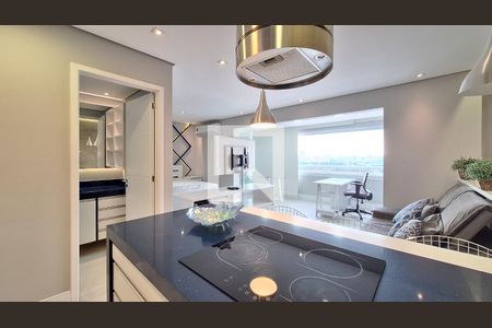 Sala/Cozinha de apartamento para alugar com 1 quarto, 50m² em Parque Industrial Tomas Edson, São Paulo