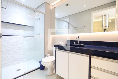 Banheiro de apartamento para alugar com 1 quarto, 50m² em Parque Industrial Tomas Edson, São Paulo