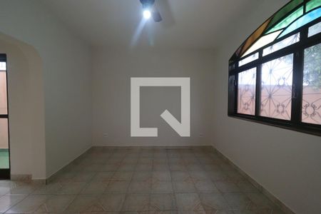 Sala de casa para alugar com 4 quartos, 250m² em Ipiranga, Ribeirão Preto
