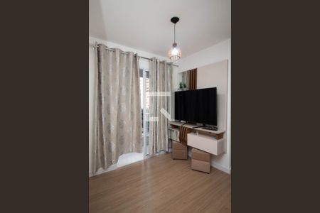 Sala de apartamento para alugar com 2 quartos, 43m² em Picanço, Guarulhos