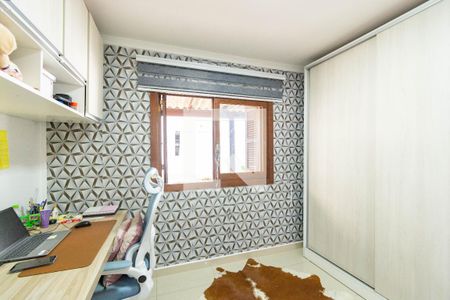 Casa à venda com 2 quartos, 209m² em São José, Canoas