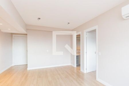 Sala de apartamento para alugar com 1 quarto, 48m² em Passo d’Areia, Porto Alegre