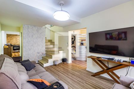 Sala de casa para alugar com 2 quartos, 130m² em Brooklin, São Paulo