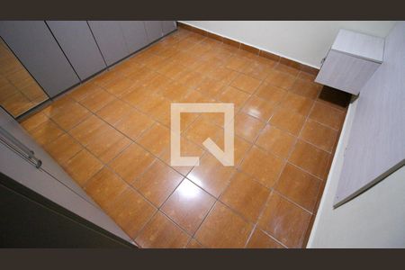 Casa para alugar com 3 quartos, 200m² em Vila Tolstoi, São Paulo