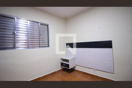 Casa para alugar com 3 quartos, 200m² em Vila Tolstoi, São Paulo