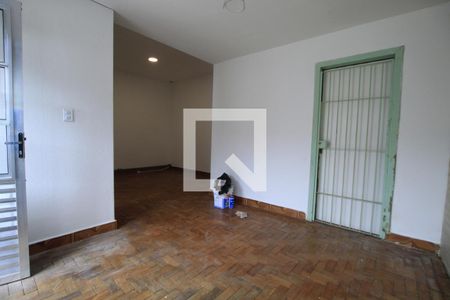 Sala de casa para alugar com 3 quartos, 243m² em Jardim da Gloria, São Paulo