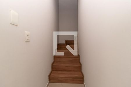 Escada de casa para alugar com 3 quartos, 160m² em Portão, Curitiba