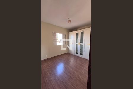 Quarto 1 de apartamento para alugar com 2 quartos, 56m² em Ana Lúcia, Belo Horizonte