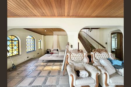 Sala de casa para alugar com 5 quartos, 491m² em Vila Comercial, São Paulo