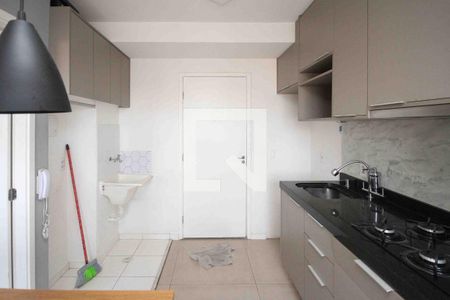 Cozinha e Área de Serviço de apartamento para alugar com 1 quarto, 24m² em Cidade Satelite Santa Barbara, São Paulo