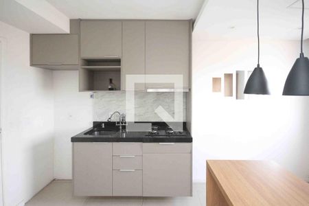 Cozinha e Área de Serviço de apartamento para alugar com 1 quarto, 24m² em Cidade Satelite Santa Barbara, São Paulo
