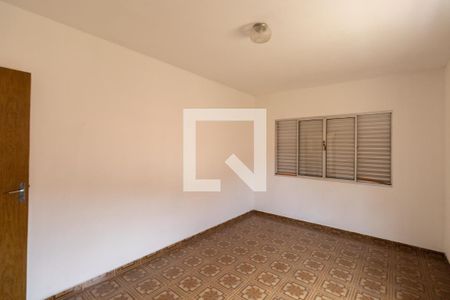 Quarto 1 de casa para alugar com 2 quartos, 220m² em Vila Dalila, São Paulo