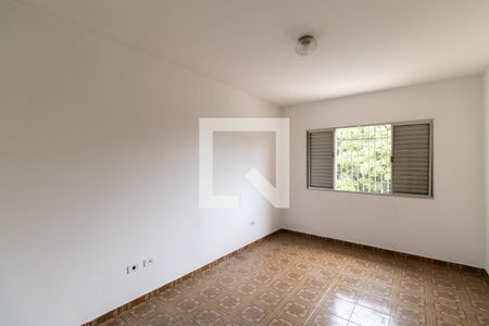 Quarto 2 de casa para alugar com 2 quartos, 220m² em Vila Dalila, São Paulo