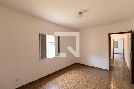Quarto 1 de casa para alugar com 2 quartos, 220m² em Vila Dalila, São Paulo