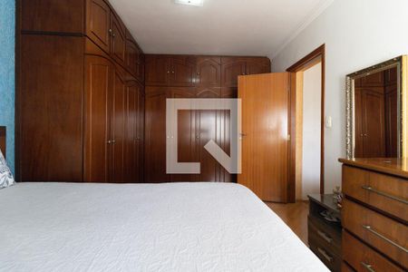 Suíte de casa à venda com 3 quartos, 250m² em Vila Moraes, São Paulo