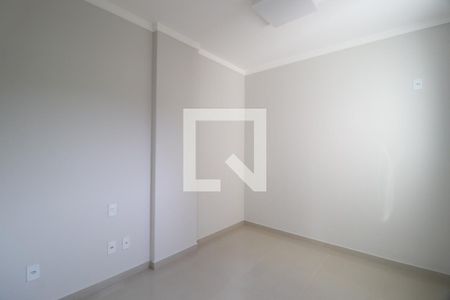 Quarto 1 de apartamento para alugar com 2 quartos, 89m² em Santa Mônica, Uberlândia