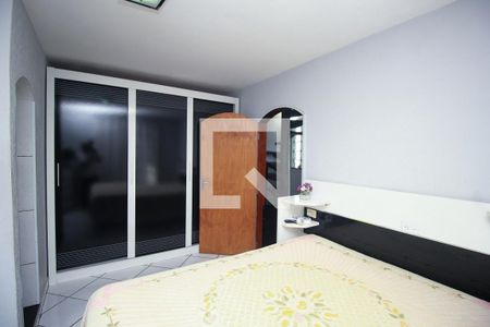 Suíte de casa para alugar com 3 quartos, 207m² em Parque Sao Vicente, Santo André