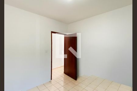 Quarto 2 de casa para alugar com 2 quartos, 120m² em Parque Boturussu, São Paulo