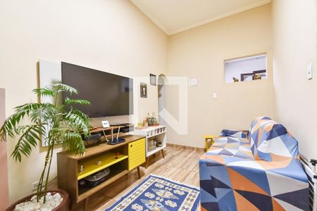 Sala de casa à venda com 3 quartos, 100m² em Cambuci, São Paulo