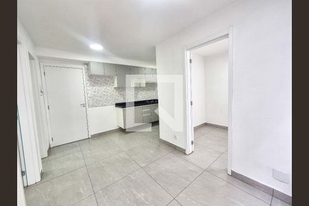 Sala/Cozinha de apartamento para alugar com 2 quartos, 33m² em Campos Elíseos, São Paulo