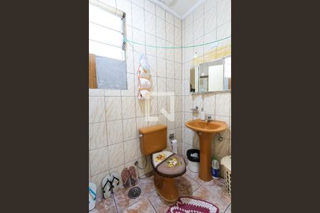 Banheiro de casa à venda com 2 quartos, 200m² em Jardim Ouro Preto, Taboão da Serra