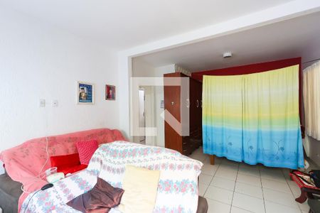 Casa à venda com 2 quartos, 200m² em Jardim Ouro Preto, Taboão da Serra
