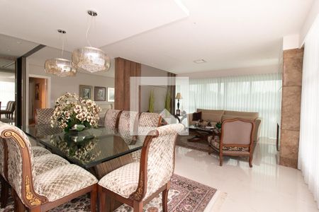 Sala de apartamento para alugar com 4 quartos, 233m² em Mossunguê, Curitiba