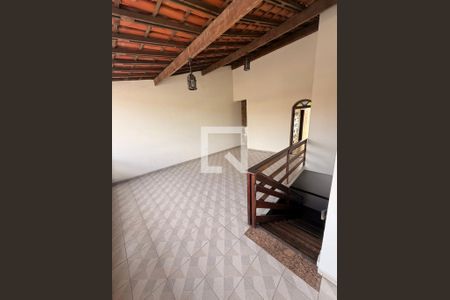 Casa para alugar com 3 quartos, 200m² em Boa Vista, Belo Horizonte