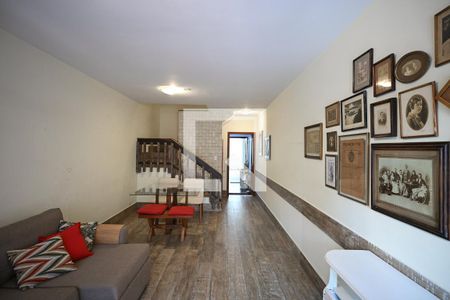 Sala de casa para alugar com 2 quartos, 95m² em Jardim Londrina, São Paulo