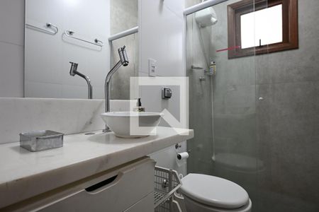 Banheiro Suíte 1 de casa para alugar com 2 quartos, 95m² em Jardim Londrina, São Paulo