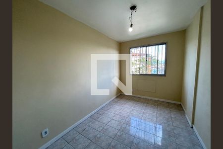 Quarto 1 de apartamento para alugar com 2 quartos, 48m² em Rocha Miranda, Rio de Janeiro