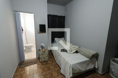 Suíte 1 de casa para alugar com 3 quartos, 216m² em Iapi, Osasco