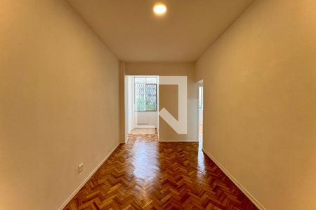Apartamento para alugar com 2 quartos, 65m² em Laranjeiras, Rio de Janeiro