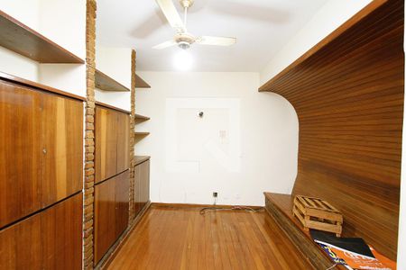 Quarto 1 de casa para alugar com 5 quartos, 390m² em Belvedere, Belo Horizonte